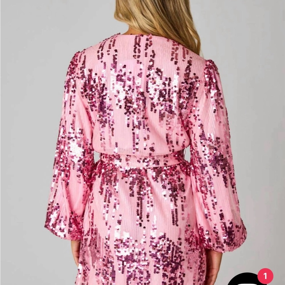 Pink Sequin Women's Robe - Picture 2 of 7